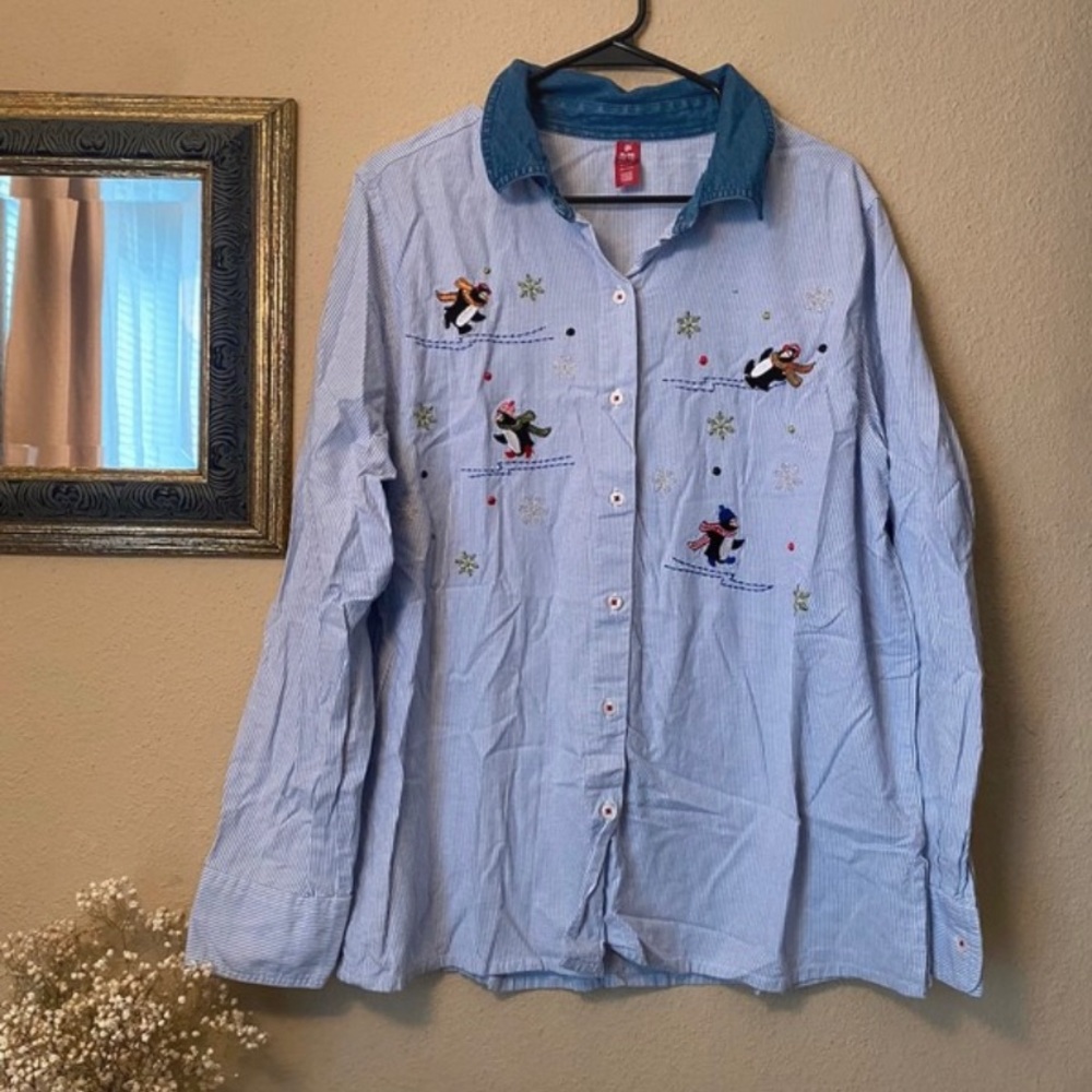 90’s Holiday Penguins ice skating button down shirt